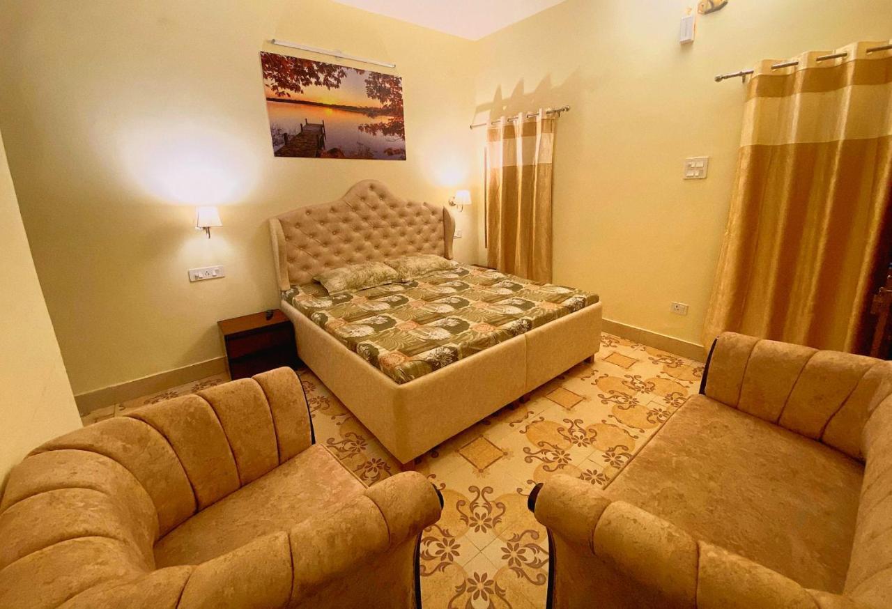 Ekant Guest House Dadahu ภายนอก รูปภาพ